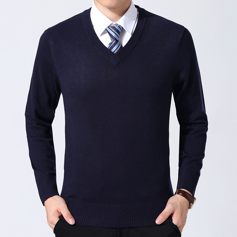 New Fashion Brand Sweater Mens Pullover V Neck Slim Fit Jumpers Knitting Thick Warm Autumn Korean Style Casual Mens Clothes