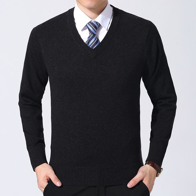 New Fashion Brand Sweater Mens Pullover V Neck Slim Fit Jumpers Knitting Thick Warm Autumn Korean Style Casual Mens Clothes