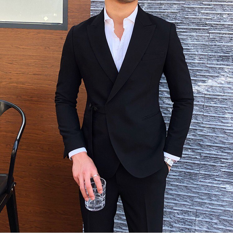 New Style Men Suits White Groom Tuxedos Peak Lapel Groomsmen Wedding Best Man 2 Pieces ( Jacket + Pants + Tie ) D73
