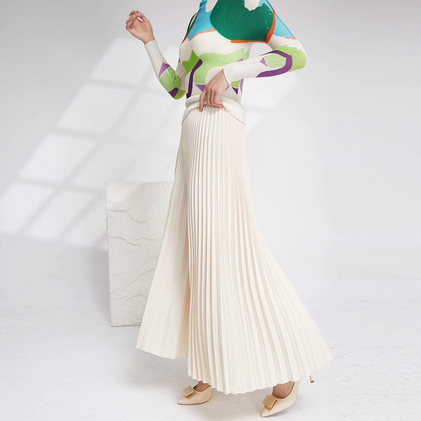 2025 pendant feeling high waist wide leg pants women's fashion Popular style loose solid color long versatile pleated casual trousers skirt