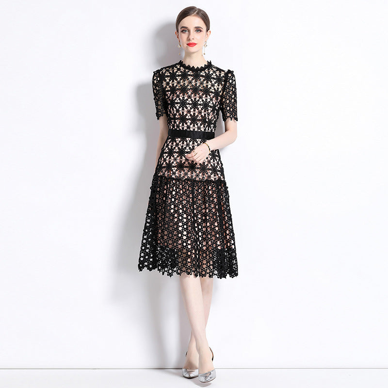 Light and mature style design sense retro niche sexy hollow lace short-sleeved dress women's summer new