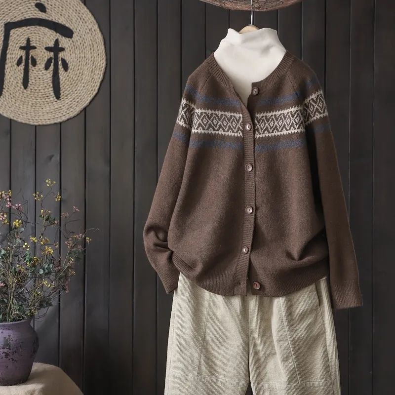 Ethnic style round neck knitted cardigan jacquard knitted sweater autumn and winter new top retro loose lazy coat