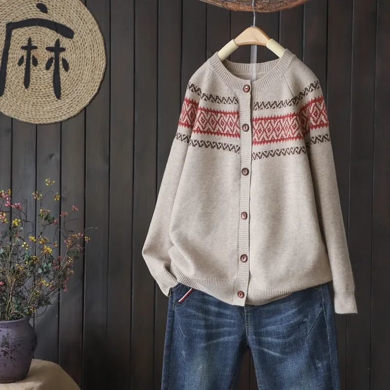 Ethnic style round neck knitted cardigan jacquard knitted sweater autumn and winter new top retro loose lazy coat