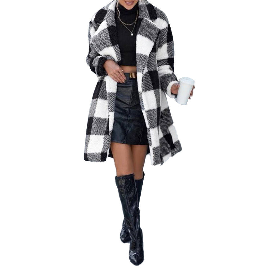 new New autumn women's clothing lapel long-sleeved buckle-free plaid long loose casual coat coat