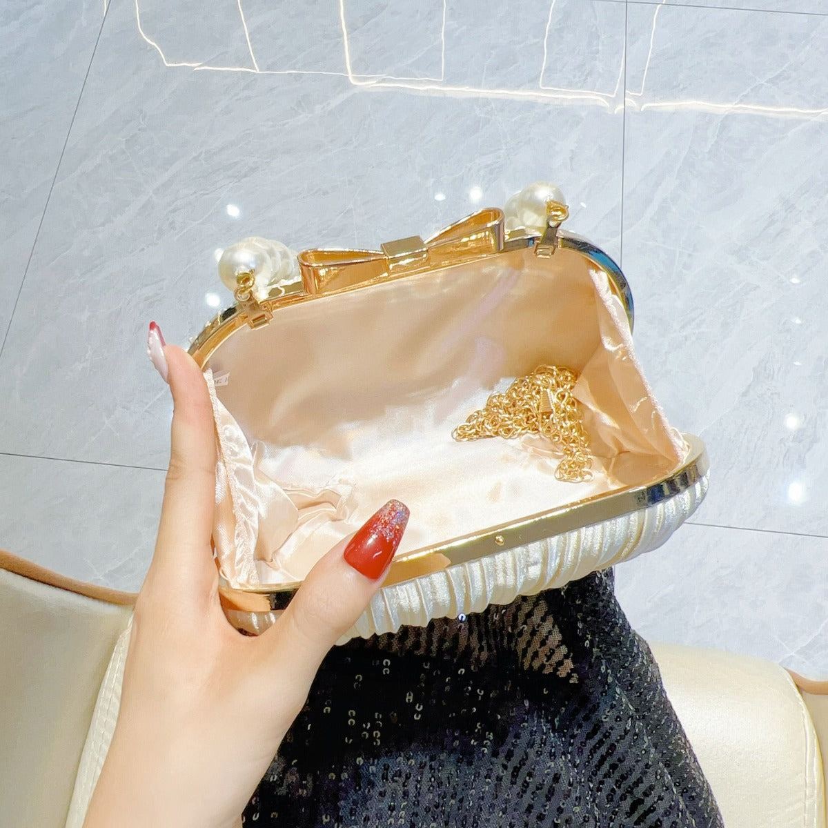 New celebrity dinner clutch bag, women's banquet small bag with evening dress handbag, Chinese-style handbag in cheongsam.