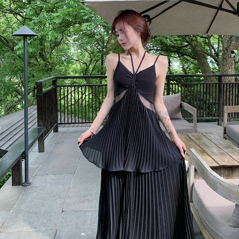 2025 Hepburn style neck sling dress women's summer high-end adult dress long dress small black dress beach dress