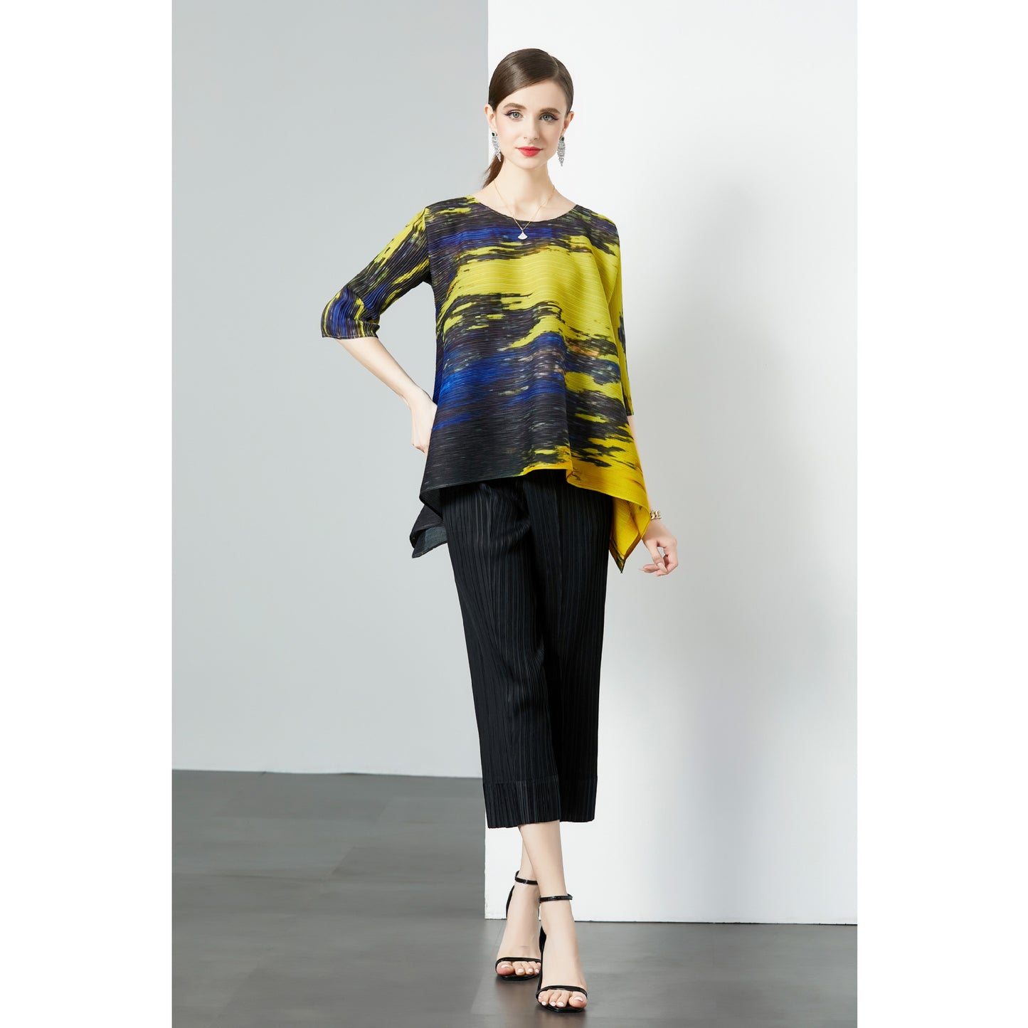 Popular style suit women's niche high-end sense loose elastic pleated printed top + high-waisted wide-leg casual pants