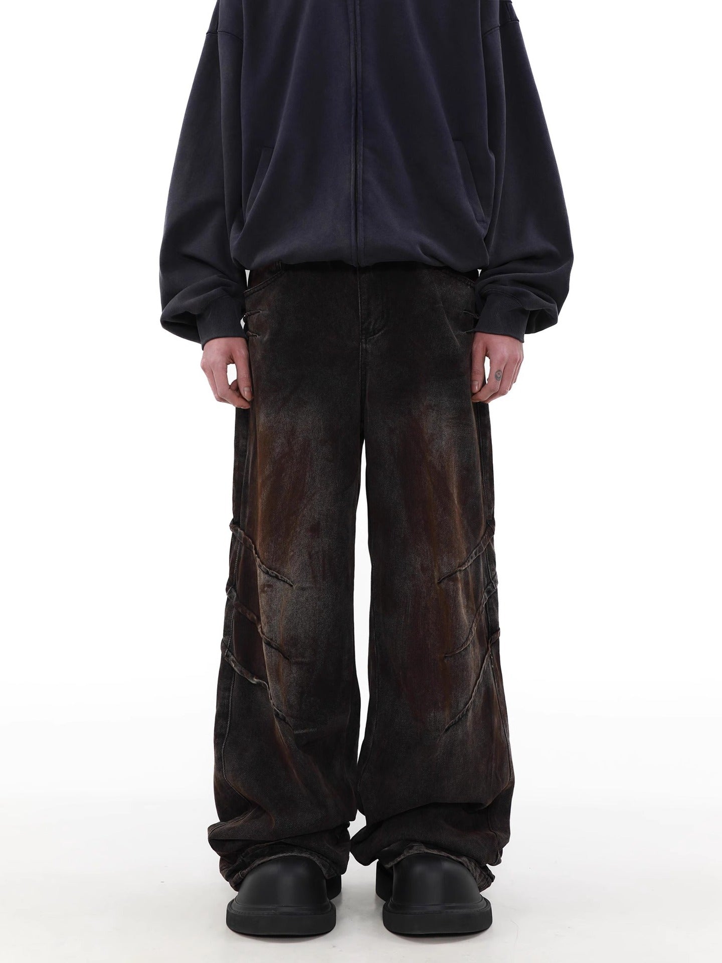 American high street design, old and dirty wasteland style jeans for men, new loose niche straight pants for spring