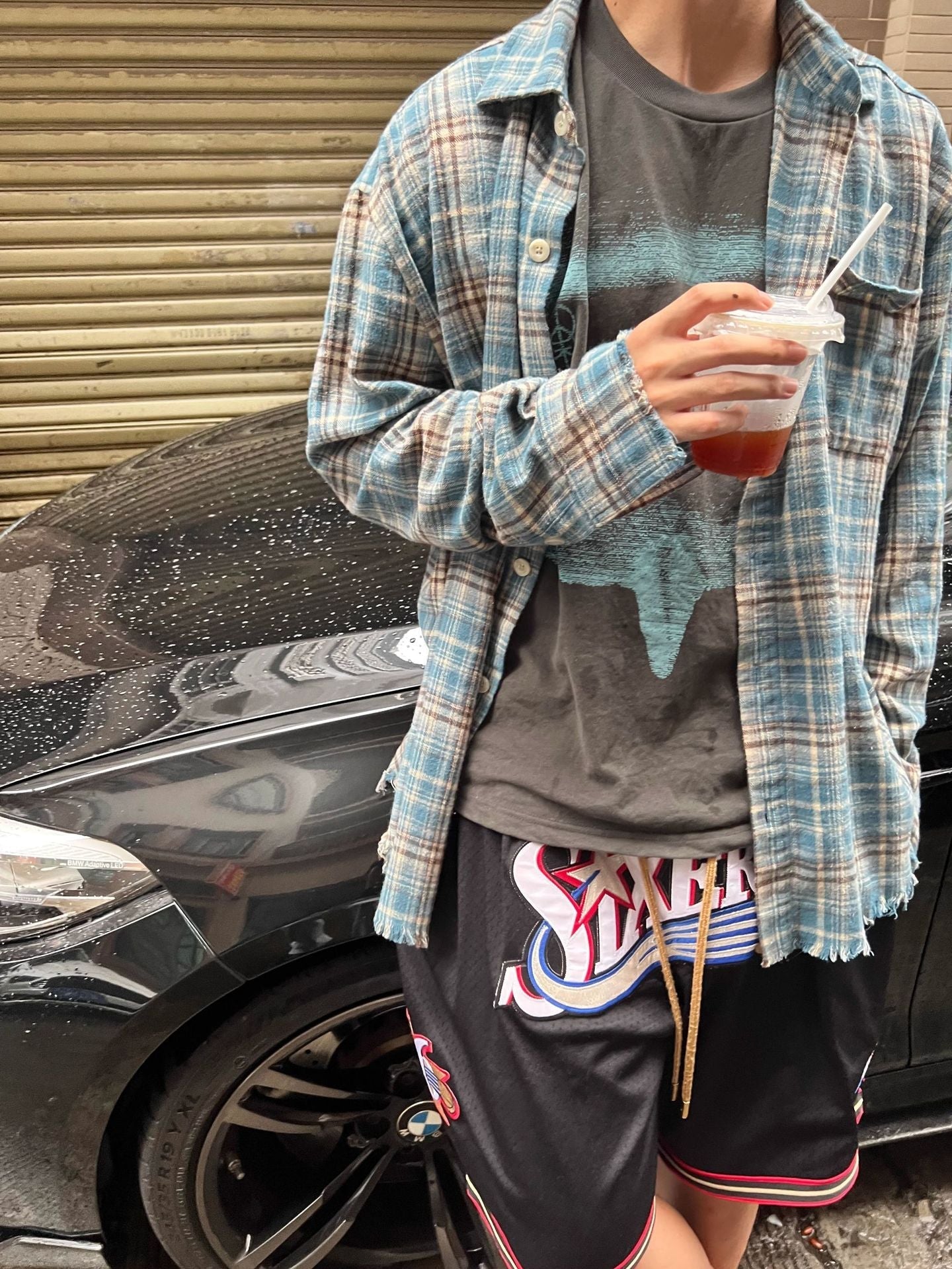 Spring and Autumn New Plaid Tassel Destroyed Shirt Men's Design Niche Loose Versatile Plaid Top Trend