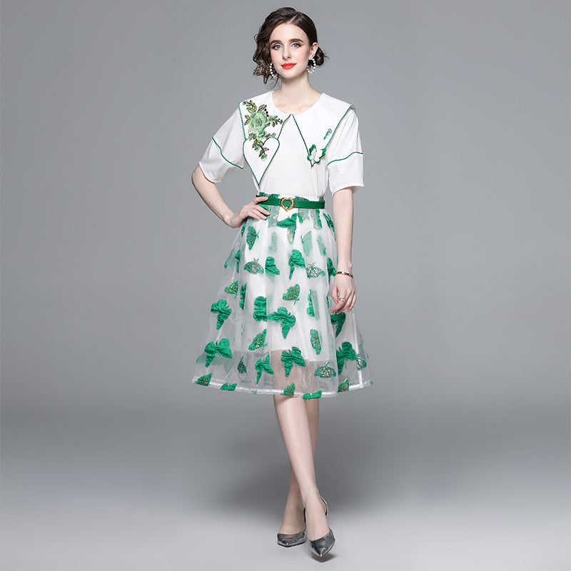 Hot style age-reducing suit skirt women's summer new design short-sleeved top embroidered butterfly mesh skirt two-piece set