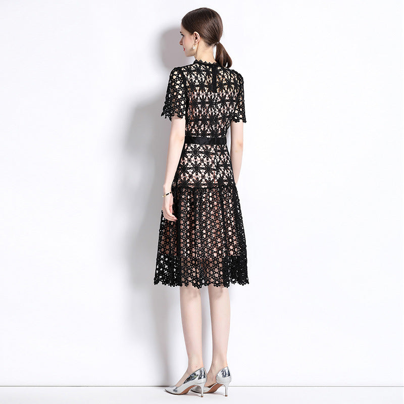 Light and mature style design sense retro niche sexy hollow lace short-sleeved dress women's summer new