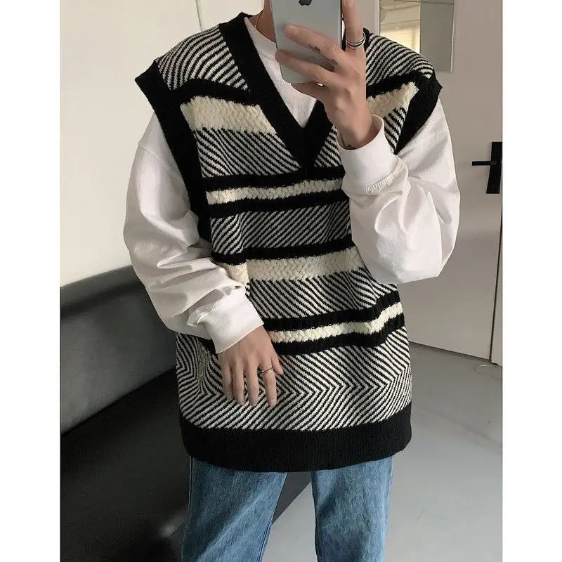 Autumn New Color Block Striped Sweater Vest for Men Korean Fashion Casual Loose Sleeveless Knitted Sweater Vests Men and Women