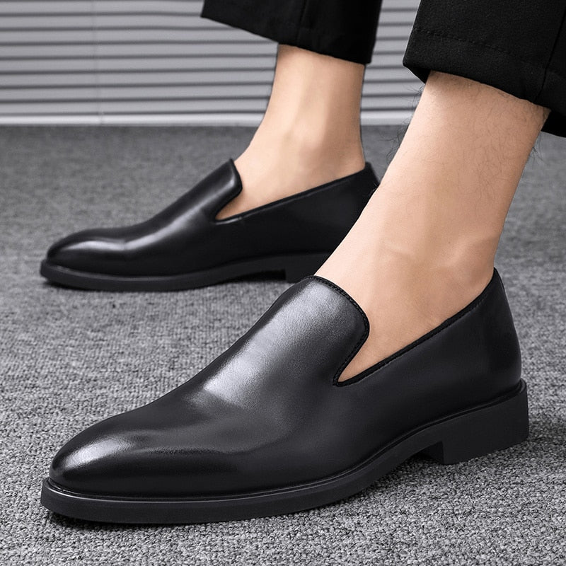 saferido Classic Red sole Men's Casual Loafers Driving Shoes Moccasin Fashion Male Flats Breathable Men Lazy Shoes Slip-On Wedding Shoes
