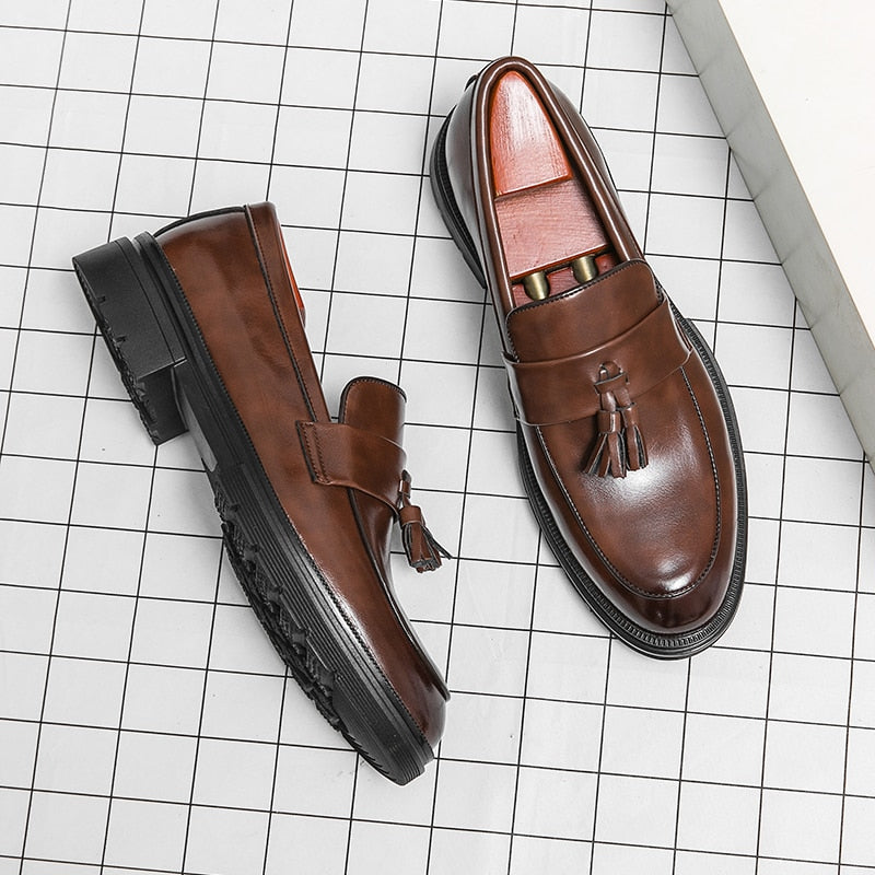 saferido Elegant Men Social Casual Shoes Pointed Thick bottom Loafers For Men Driving Moccasins Comfortable Slip-On Tassel Wedding Shoes
