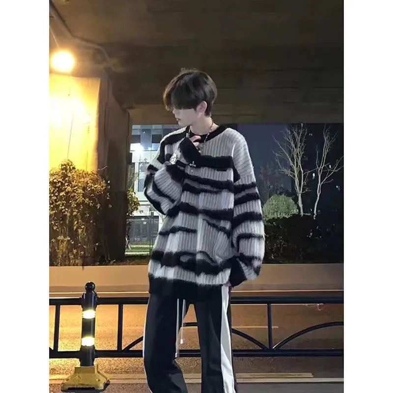 Vintage Pullover Black Red Contrast Striped Sweater Fashion Versatile Knit HIP HOP Mens Clothing High Quality Casual Jumper
