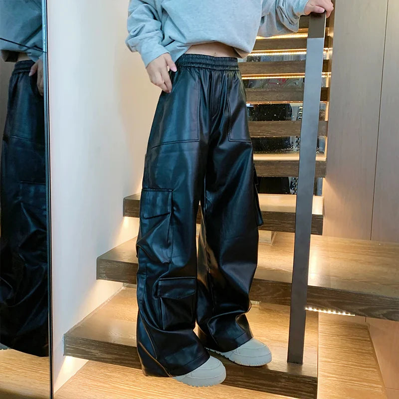saferido Black Leather Pants Men Oversized Retro Pocket Cargo Pants Men Streetwear Hip-hop Loose Wide Leg Pants Mens Motorcycle Trousers