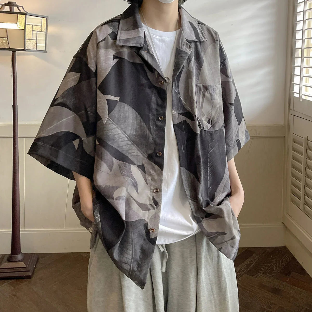 saferido Summer Men's Classic Beautiful Print Short Sleeve Shirts American Retro Style Loose Shirts Popular Grey/brown Shirts