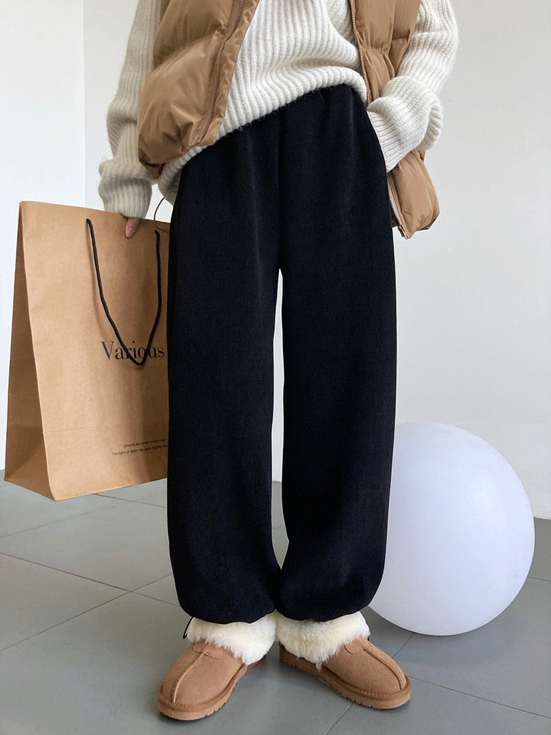 Winter Casual Thick Pants Stretch High Waist Warm Fleece Ladies Pants Female Trousers Wide Leg Pants Weight about 830g