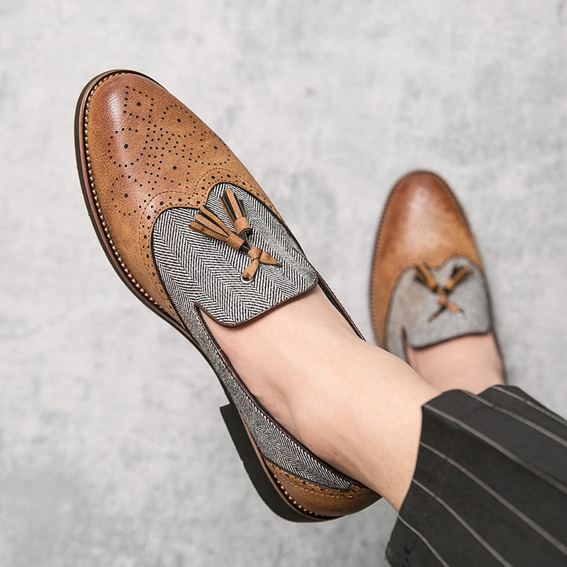 saferido Luxurious Mens Slip-On Casual Shoes Fashion Tassel Men's Shoes Men Loafers Male Dress Brock Carving Shoes Office Designer Shoes