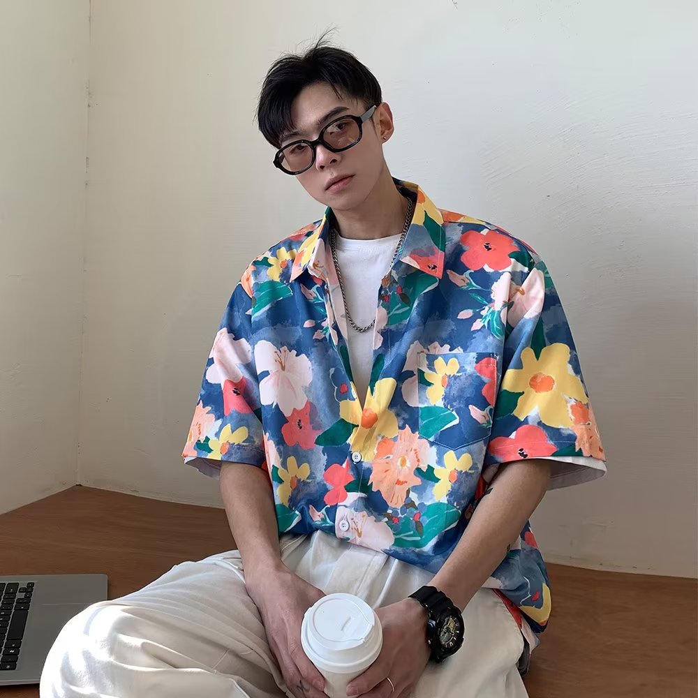 Couple Japanese Shirt Harajuku Oversized Short Sleeve Shirt for Men Women Hawaiian Print Flower Shirt Geometric Streetwear