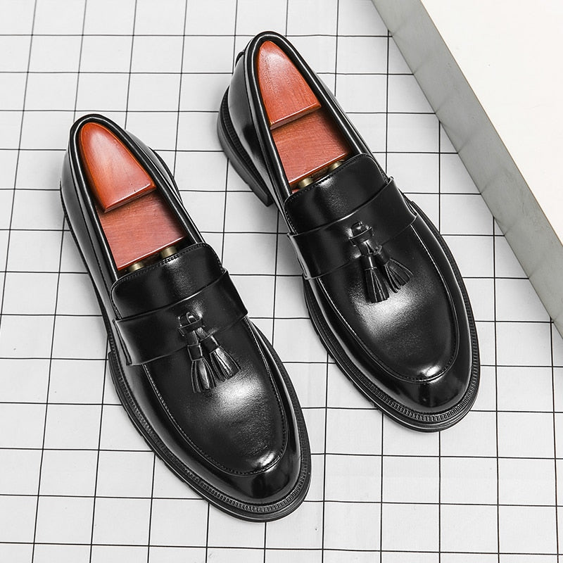 saferido Elegant Men Social Casual Shoes Pointed Thick bottom Loafers For Men Driving Moccasins Comfortable Slip-On Tassel Wedding Shoes