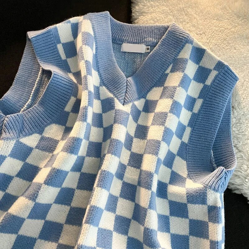saferido Black White Checkerboard Plaid Print Vest Sweater Autumn Winter V Neck Men Preppy Style Harajuku Fashion Casual Oversize Knitted