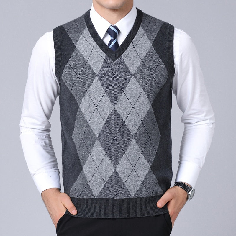 Fashion Brand Sweater For Mens Pullovers plaid Slim Fit Jumpers Knitred Vest Autumn Korean Style  Casual Men Clothes