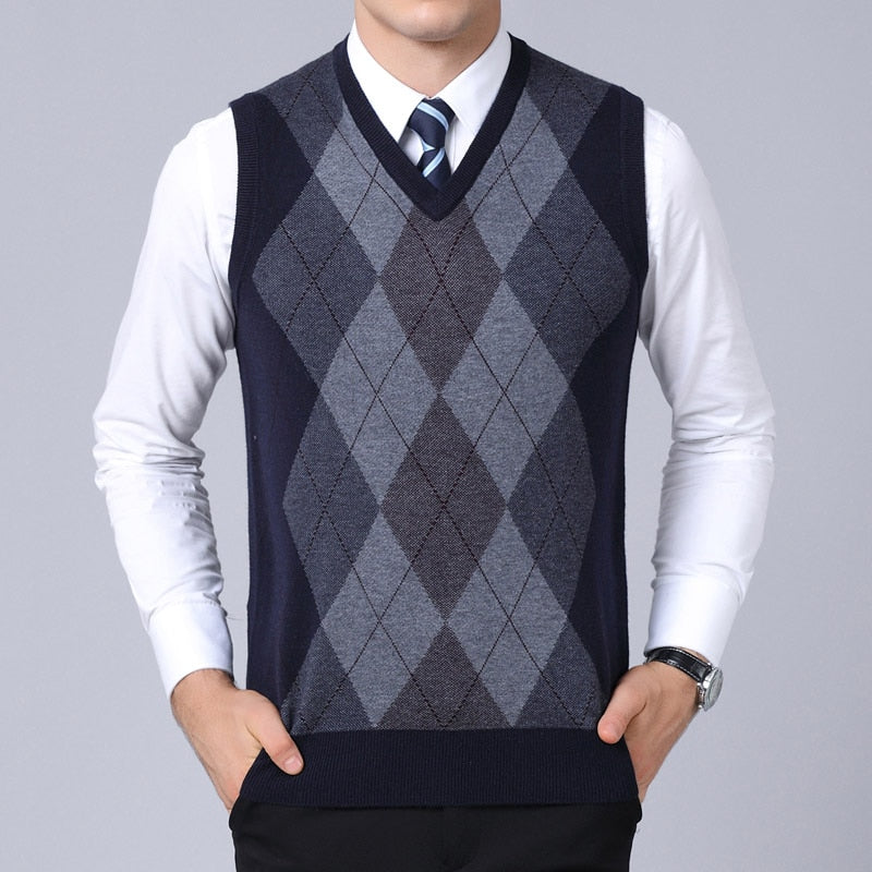 Fashion Brand Sweater For Mens Pullovers plaid Slim Fit Jumpers Knitred Vest Autumn Korean Style  Casual Men Clothes