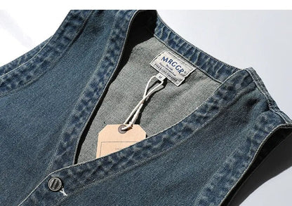 Retro Denim Vest Men Sleeveless Cargo Harajuku Style Tooling Jean Jacket Cowboy Fashion Wasitcoat Men'S Clothing