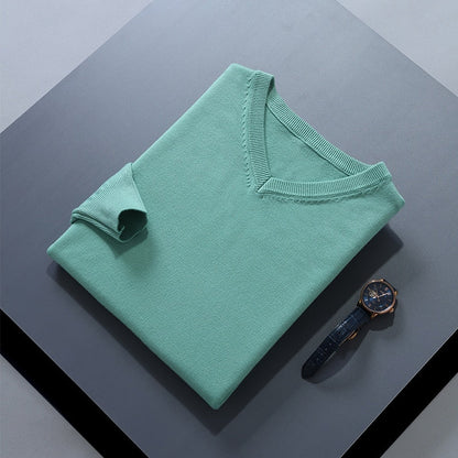 Man Pullovers Winter New Fashion Vneck Sweater Hot Sale Wool Knitted Jumpers Male Woolen Clothes Standard Tops