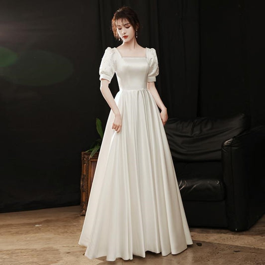 Simple satin light wedding dress  new  retro Hepburn style bride Mori travel photo go out yarn super fairy