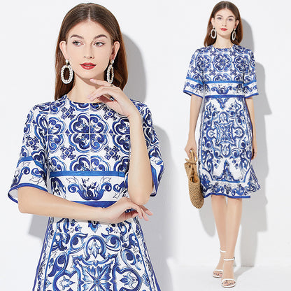 Summer 2025 retro court style temperament short-sleeved round neck waist thin medium and long celadon printed hip-wrapped dress