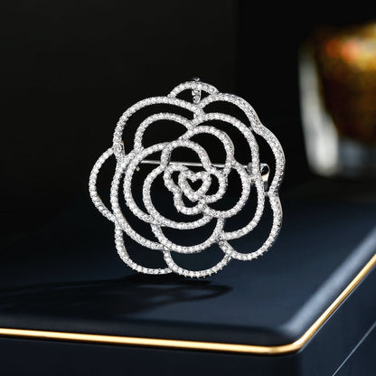 2025 Winter new coat coat scarf accessories corsage niche design zircon inlaid hollow camellia brooch