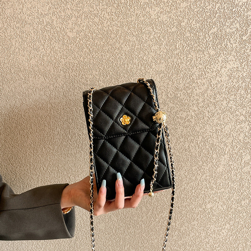 Cowhide versatile mobile phone bag women's popular new trendy chain bag 2023 niche design mini messenger bag women's summer