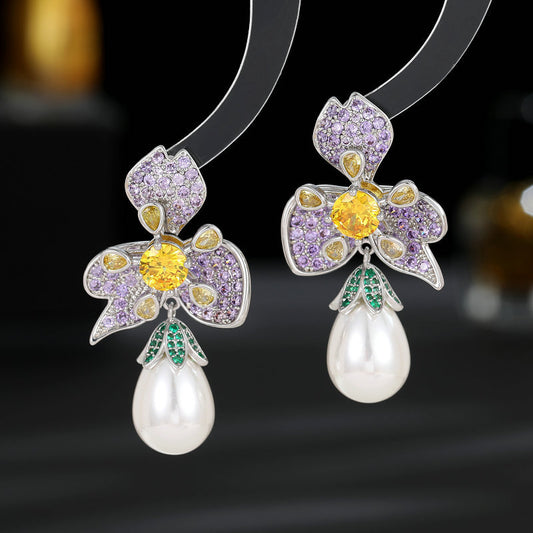 2025 New  retro high-end court-style earrings women's light luxury elegant temperament water drop-shaped pearl flower earrings