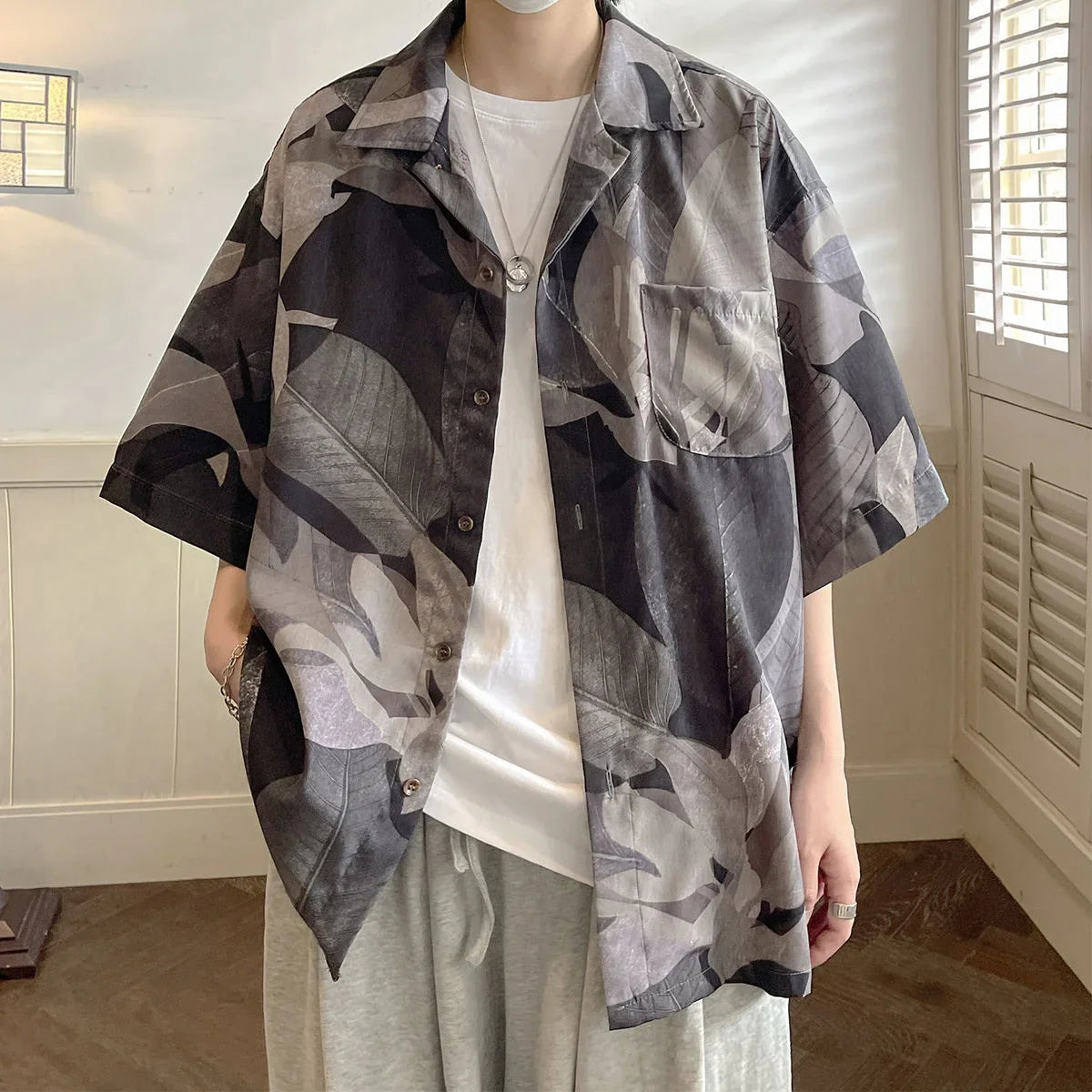 saferido Summer Men's Classic Beautiful Print Short Sleeve Shirts American Retro Style Loose Shirts Popular Grey/brown Shirts