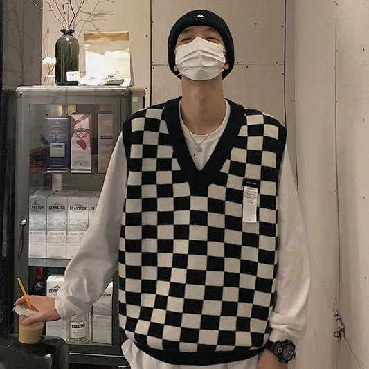 saferido Black White Checkerboard Plaid Print Vest Sweater Autumn Winter V Neck Men Preppy Style Harajuku Fashion Casual Oversize Knitted
