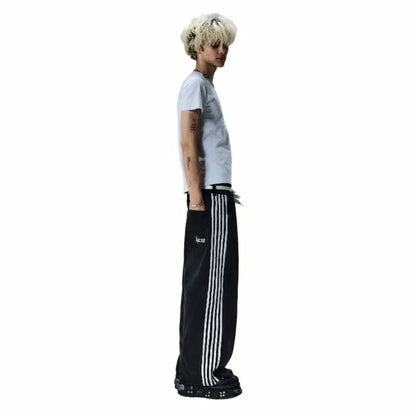 Y2k Harajuku Street Distressed Striped Black Jeans Women Korean Fashion Casual Straight Pants Classic Simple Loose Denim Pants