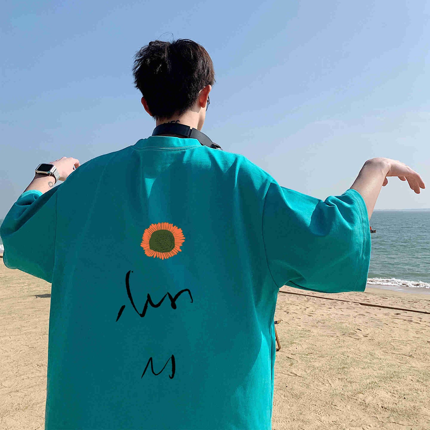 Short sleeved men's fashion brand versatile fashion simple printing five sleeve T-shirt design sense of minority loose summer